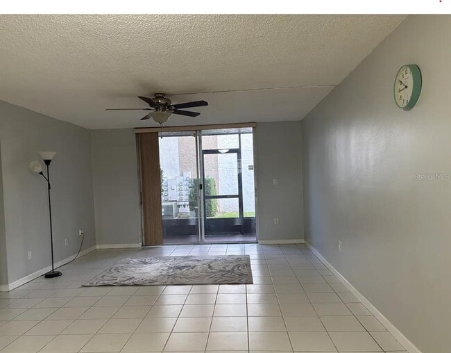 property at 810 Oakgrove Dr