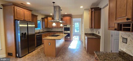 1117 Aquia Dr in Stafford, VA - Building Photo - Building Photo