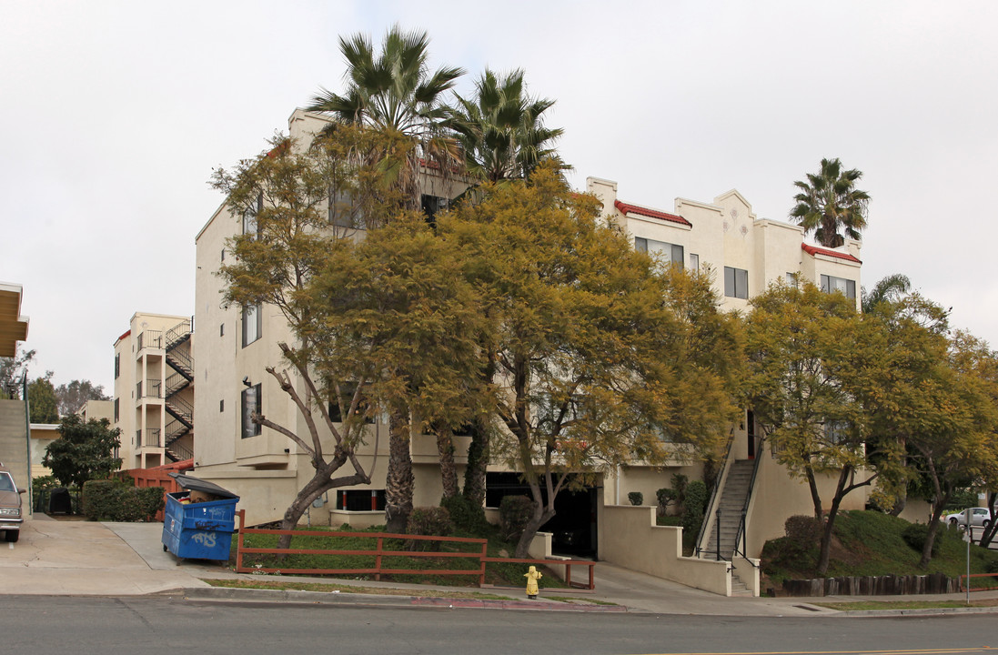 2782 Broadway Apartments in San Diego, CA - Building Photo