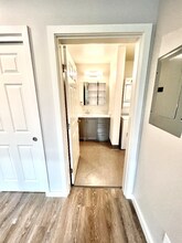 2330 Yakima Ct in Tacoma, WA - Building Photo - Building Photo