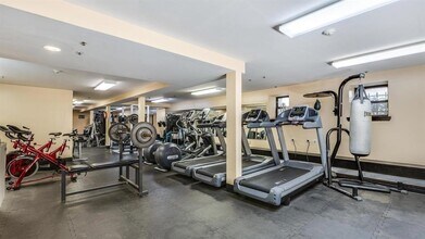 1114 Park Ave in Hoboken, NJ - Building Photo - Building Photo