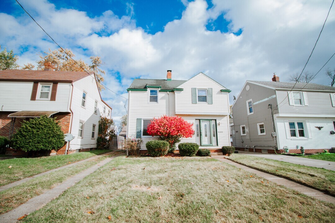 4132 Berwick Ave in Toledo, OH - Building Photo