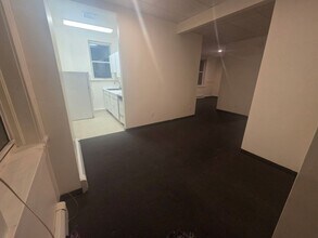 817 Ringwood Ave, Unit 8- in Pompton Lakes, NJ - Building Photo - Building Photo