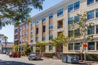 City Place Lofts I in Long Beach, CA - Building Photo - Building Photo