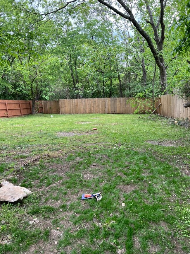 606 Bixler Ave in Nashville, TN - Building Photo - Building Photo