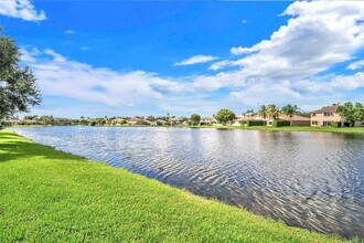 16411 Sapphire Bend in Weston, FL - Building Photo - Building Photo