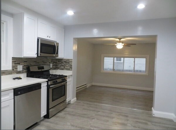 46 Brookley Rd, Unit 1 in Boston, MA - Foto de edificio - Building Photo