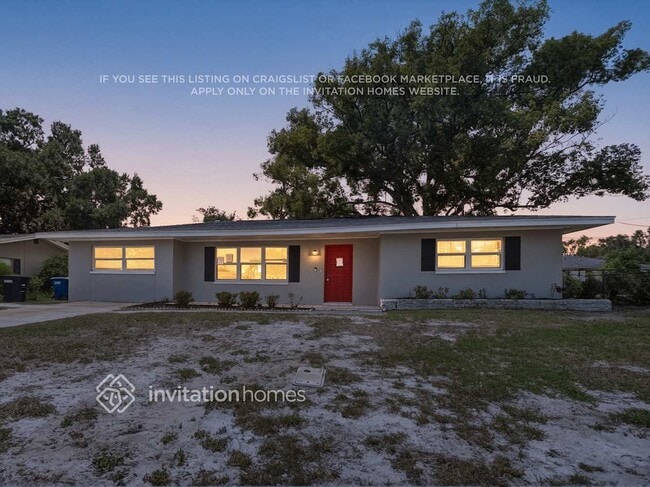 property at 1938 Summit Dr
