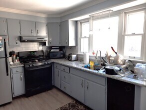 186 Conarroe St in Philadelphia, PA - Building Photo - Building Photo