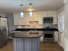 21 Skidmore Ct in Towson, MD - Building Photo