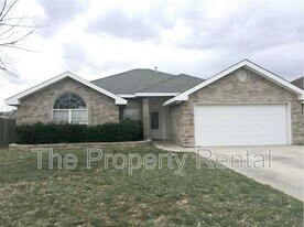 4407 Trevino St in Midland, TX - Building Photo