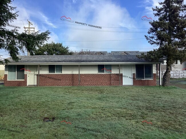 8405-8407 84th St SW in Lakewood, WA - Building Photo - Building Photo