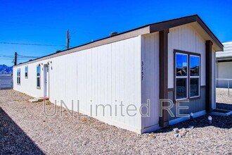 3157 Erwin Ln in Lake Havasu City, AZ - Building Photo - Building Photo