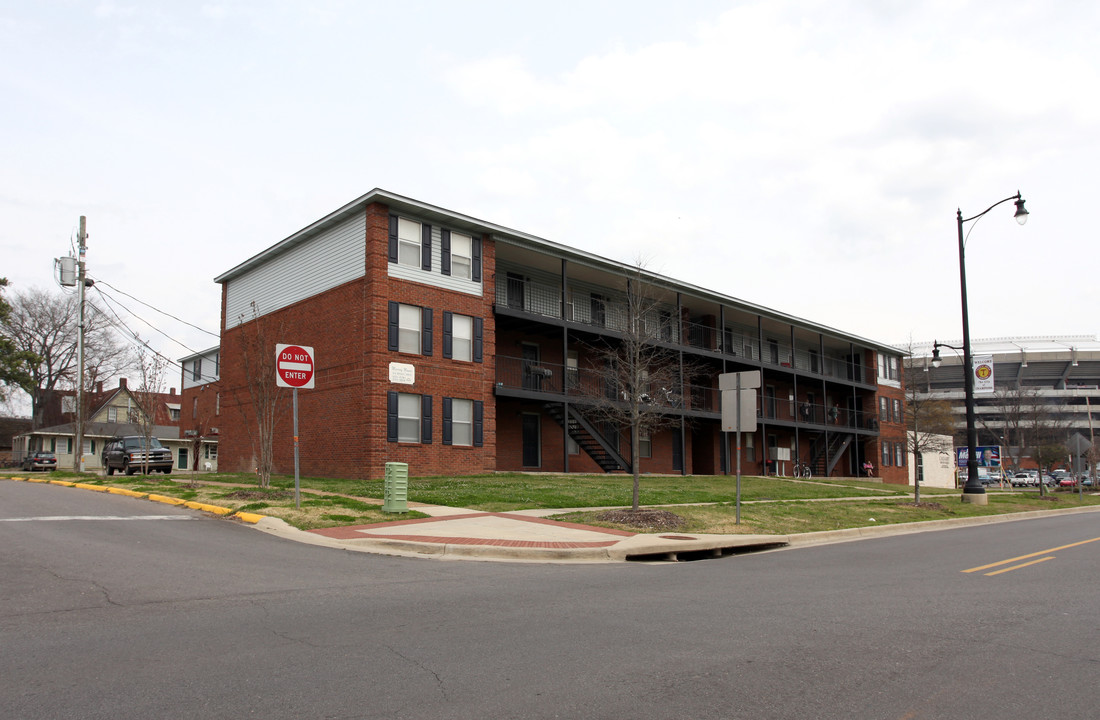 Murray Manor in Tuscaloosa, AL - Building Photo