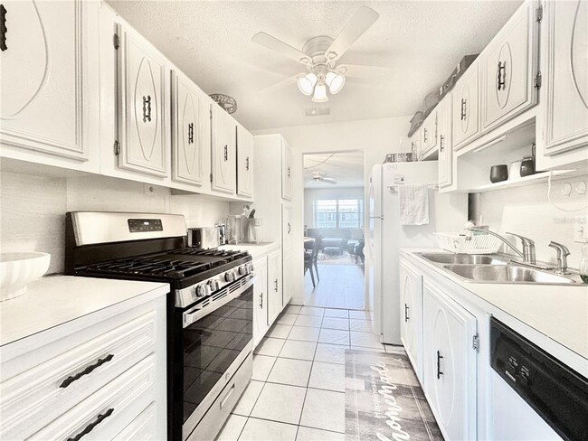 5217 81st St N in St. Petersburg, FL - Building Photo - Building Photo
