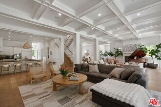 12090 Chalon Rd in Los Angeles, CA - Building Photo - Building Photo