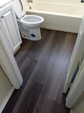 323 W Magnolia St in Compton, CA - Building Photo - Building Photo