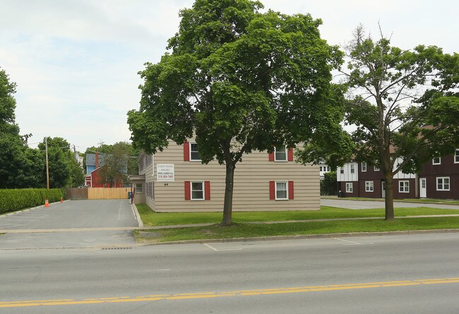 64 Broad St in Plattsburgh, NY - Building Photo - Building Photo
