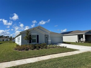426 Three Oaks Dr in Edgewater, FL - Building Photo - Building Photo