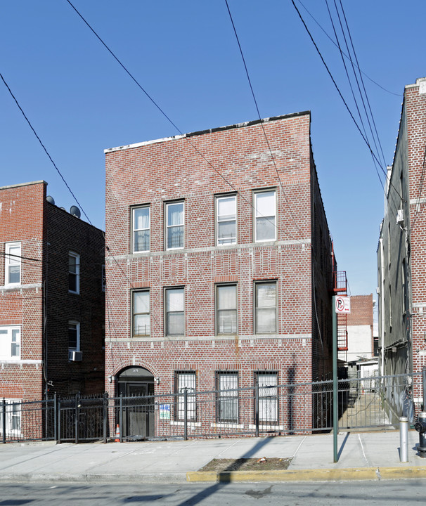 3675 Paulding Ave in Bronx, NY - Building Photo