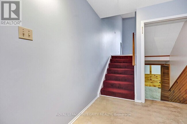 2669-2669 Southvale Crescent in Ottawa, ON - Building Photo - Building Photo