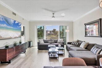 862 Hudson Ave in Sarasota, FL - Building Photo - Building Photo