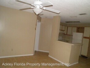 2548 Grassy Point Dr-Unit -#104 in Lake Mary, FL - Foto de edificio - Building Photo