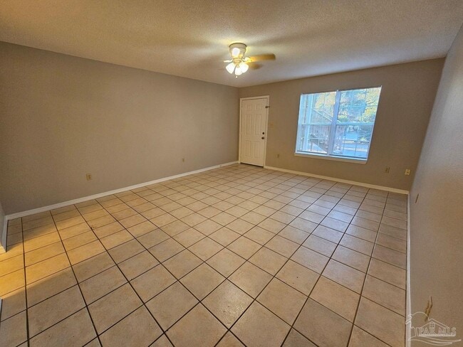 property at 6828 Hunt St