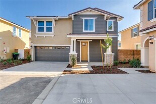 10865 Pala Bells St in Loma Linda, CA - Building Photo