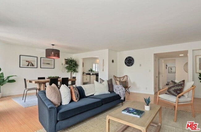 property at 6624 Springpark Ave