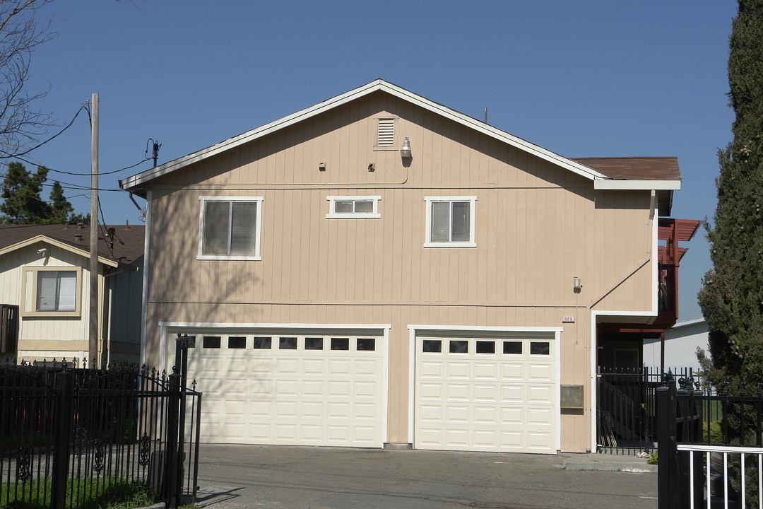 665 Shepherd Ave in Hayward, CA - Building Photo