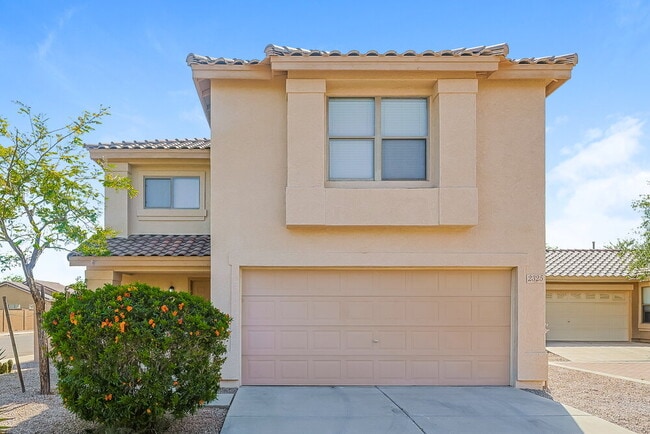 property at 2325 E Palm Beach Dr