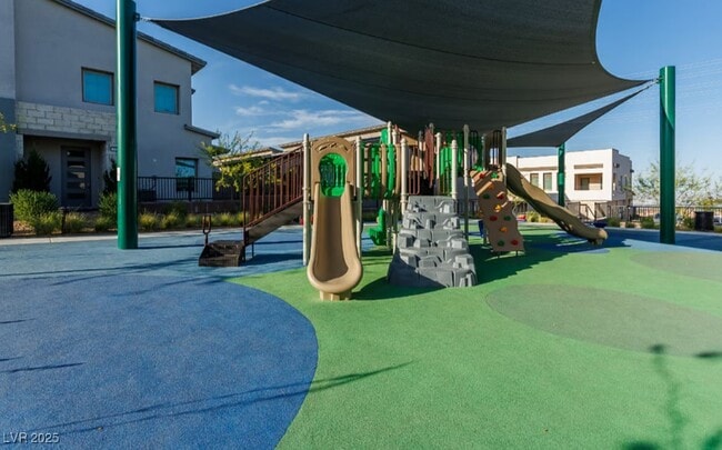 property at 600 Carriage Hill Dr