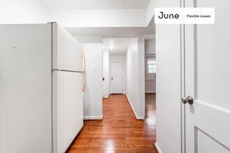 1105 16th St NE in Washington, DC - Building Photo - Building Photo