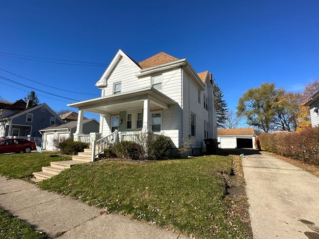 property at 310-312 Randolph St