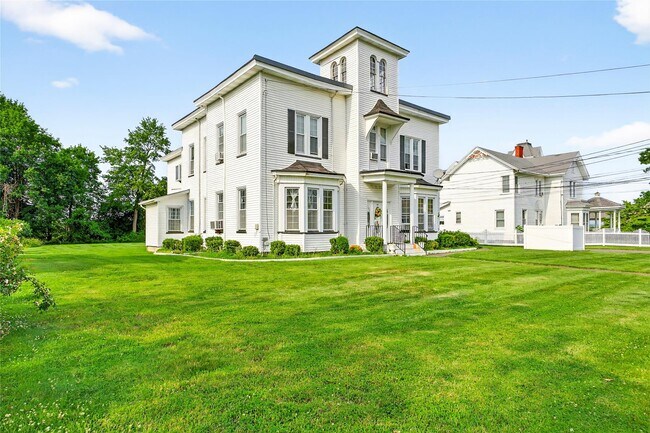 15 E Main St in Stony Point, NY - Building Photo - Building Photo