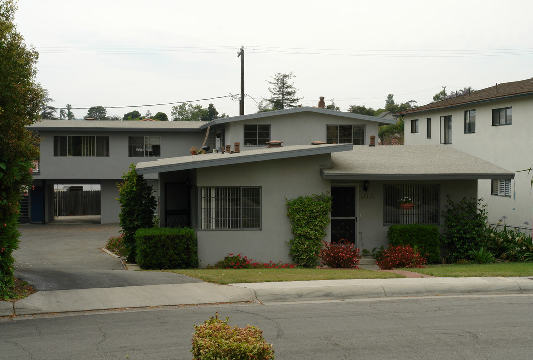 120 W Calle Crespis in Santa Barbara, CA - Building Photo