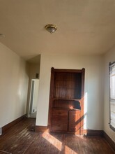 10241 S Ave N in Chicago, IL - Foto de edificio - Building Photo