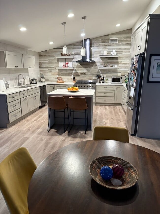 814 N Waverly St in Orange, CA - Building Photo - Building Photo