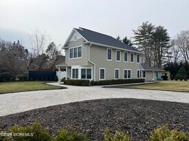 41 Brookwillow Ave in West Long Branch, NJ - Building Photo