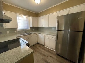 8860 Bernay Dr in Shreveport, LA - Building Photo - Building Photo