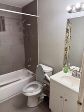 6110 Sherwood Dr in Houston, TX - Building Photo - Building Photo