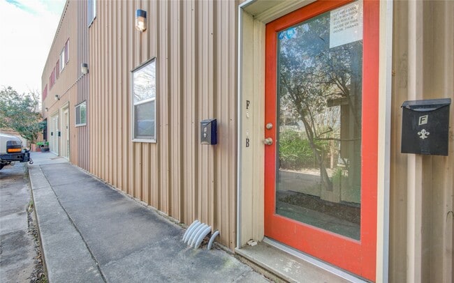 6503 Mapleridge St in Houston, TX - Building Photo - Building Photo