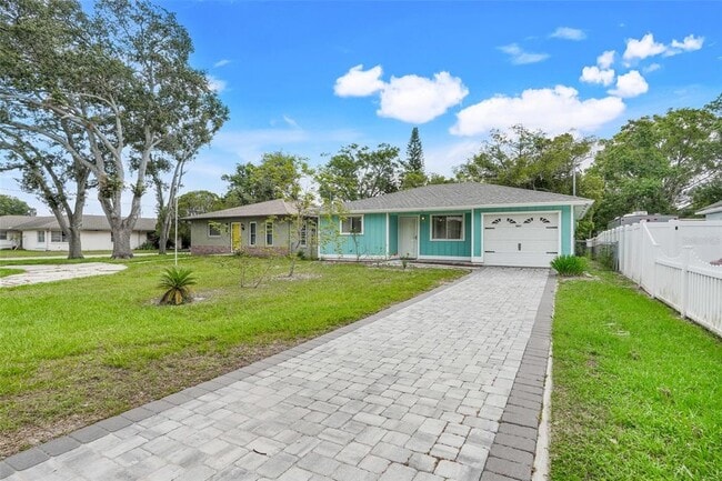 property at 1407 Louisiana Ave