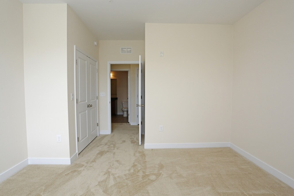 Shorehaven Apartments in Dumfries, VA