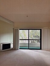 5765 Friars Rd, Unit 5765-187 Friars Rd in San Diego, CA - Foto de edificio - Building Photo