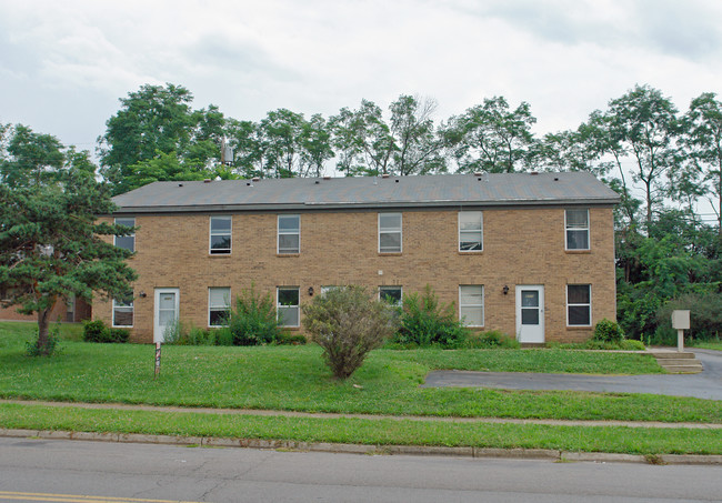 4327-4337 Fairoaks Dr in Dayton, OH - Building Photo - Building Photo