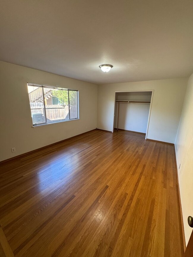 1210-1212 Hoover St in Menlo Park, CA - Building Photo - Building Photo
