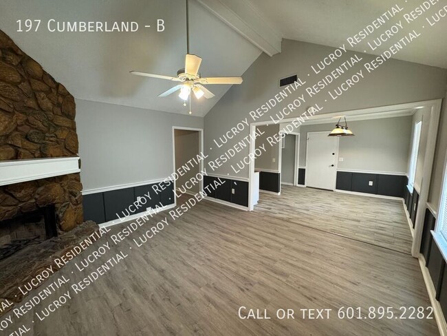 197 Cumberland Rd in Brandon, MS - Foto de edificio - Building Photo