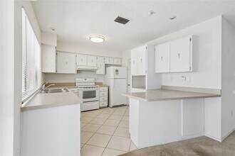 4456 Great Lakes Dr N in Clearwater, FL - Building Photo - Building Photo